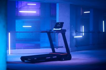 Бігова доріжка Adidas T-19 AVUS-10421